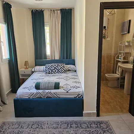 Private Villa Sea View 5Br