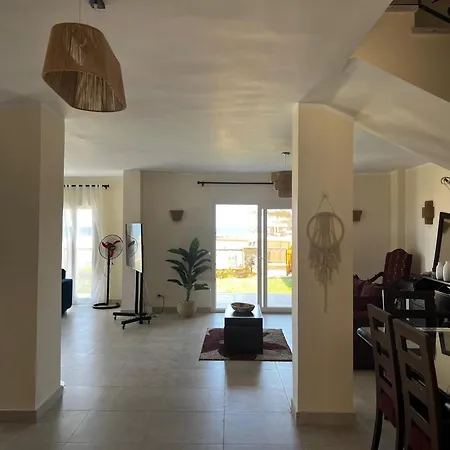 Private Villa Sea View 5Br
