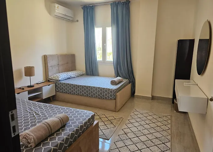 Private Sea View 5br