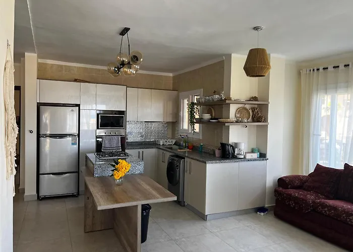 Private Sea View 5br Ain Sukhna