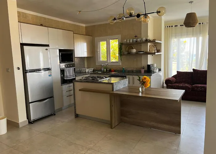 Parco vacanze Private Sea View 5br *